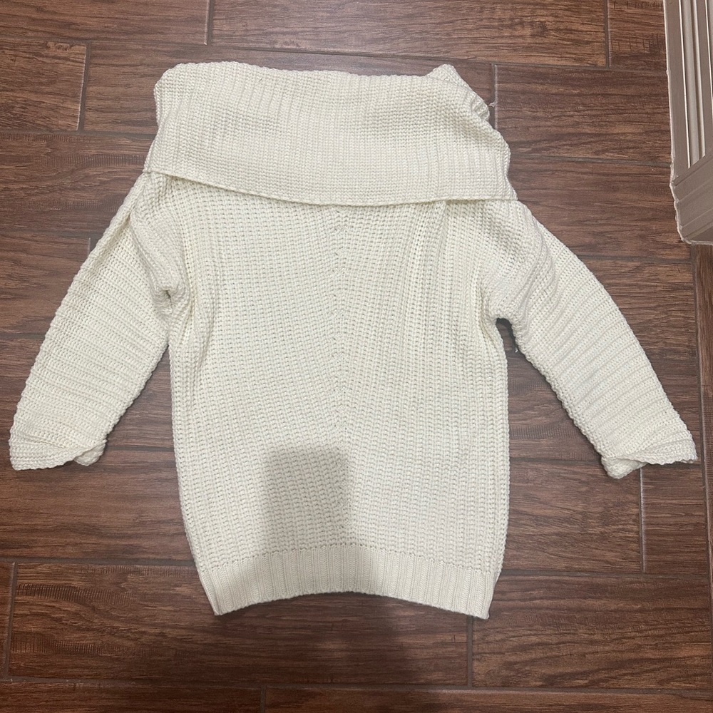 Women’s oversized off the shoulder sweater